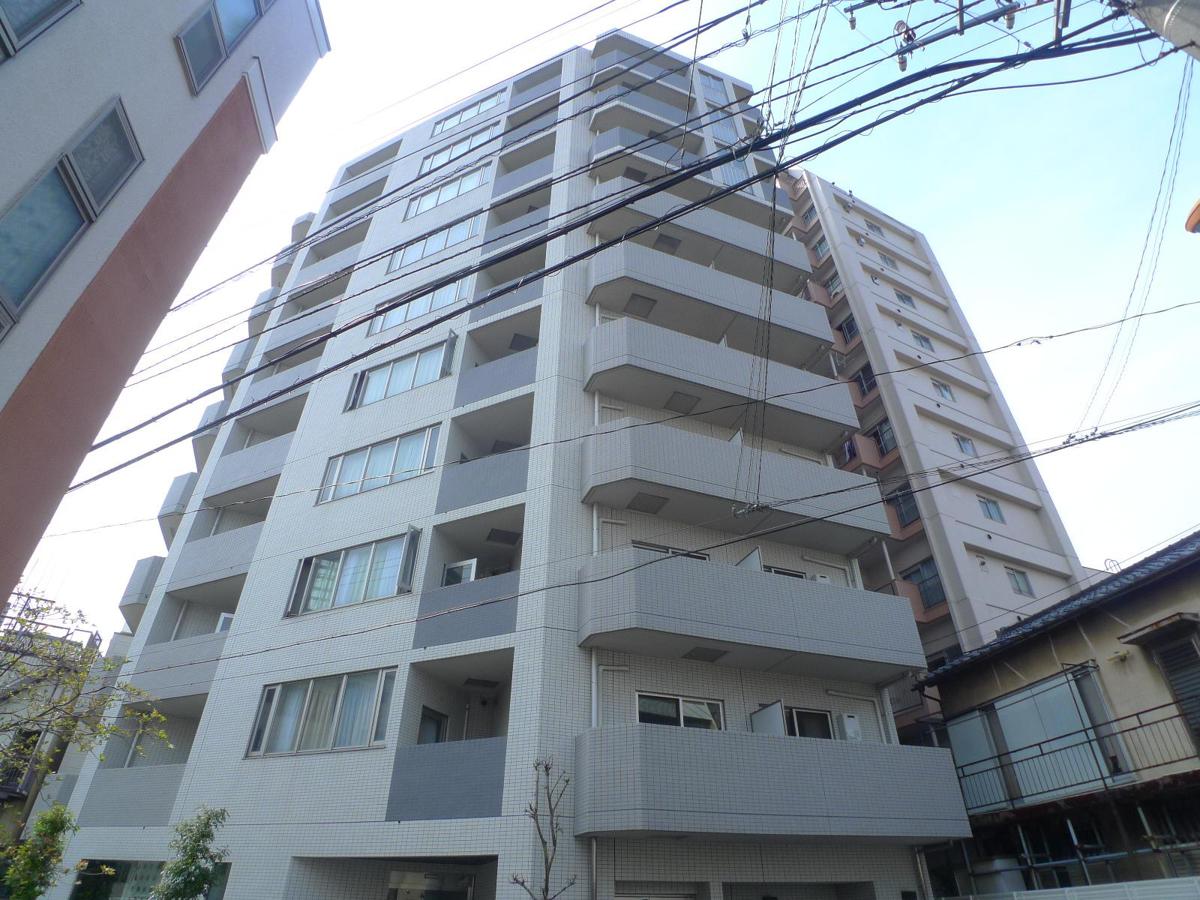 ステージファースト北千住の外観