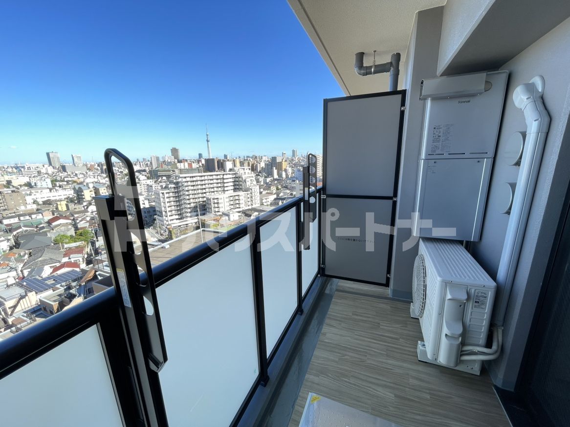 バルコニー バルコニー