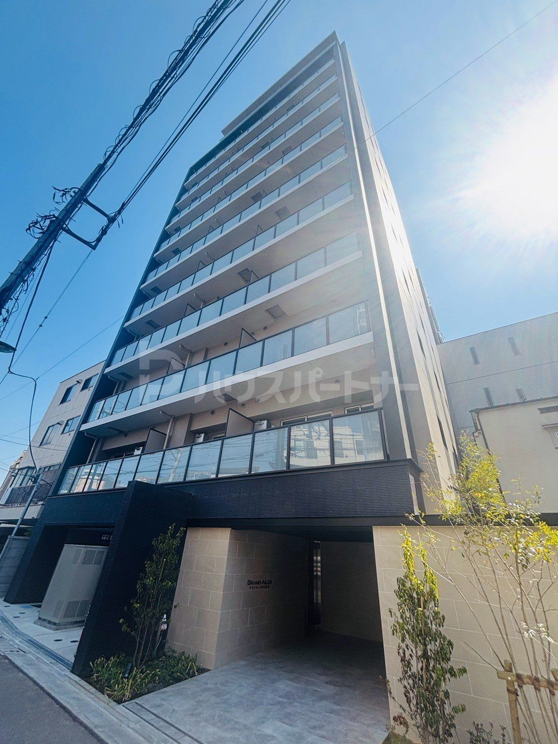 グランエール西日暮里の外観