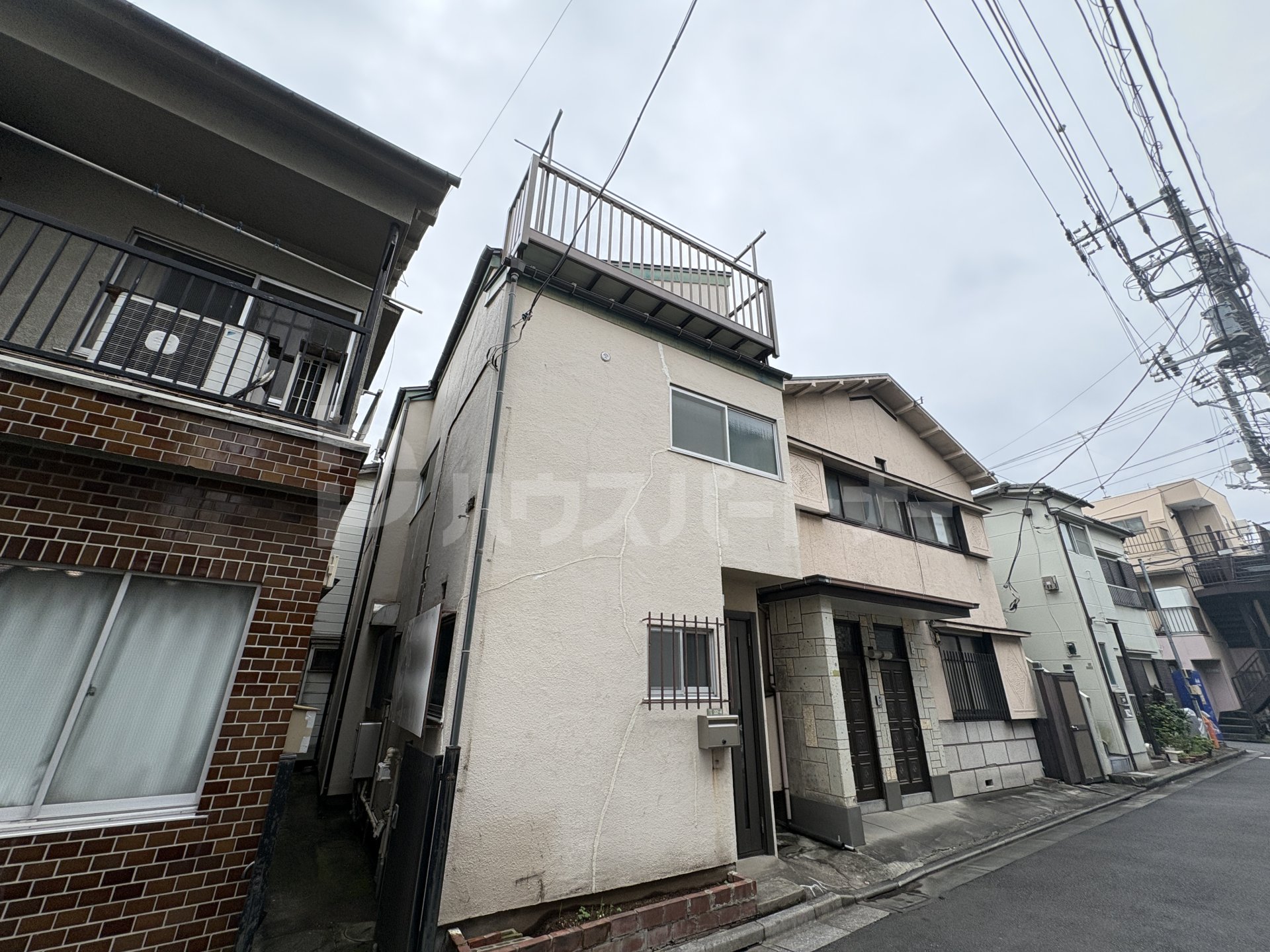荒川区西尾久2丁目戸建の外観