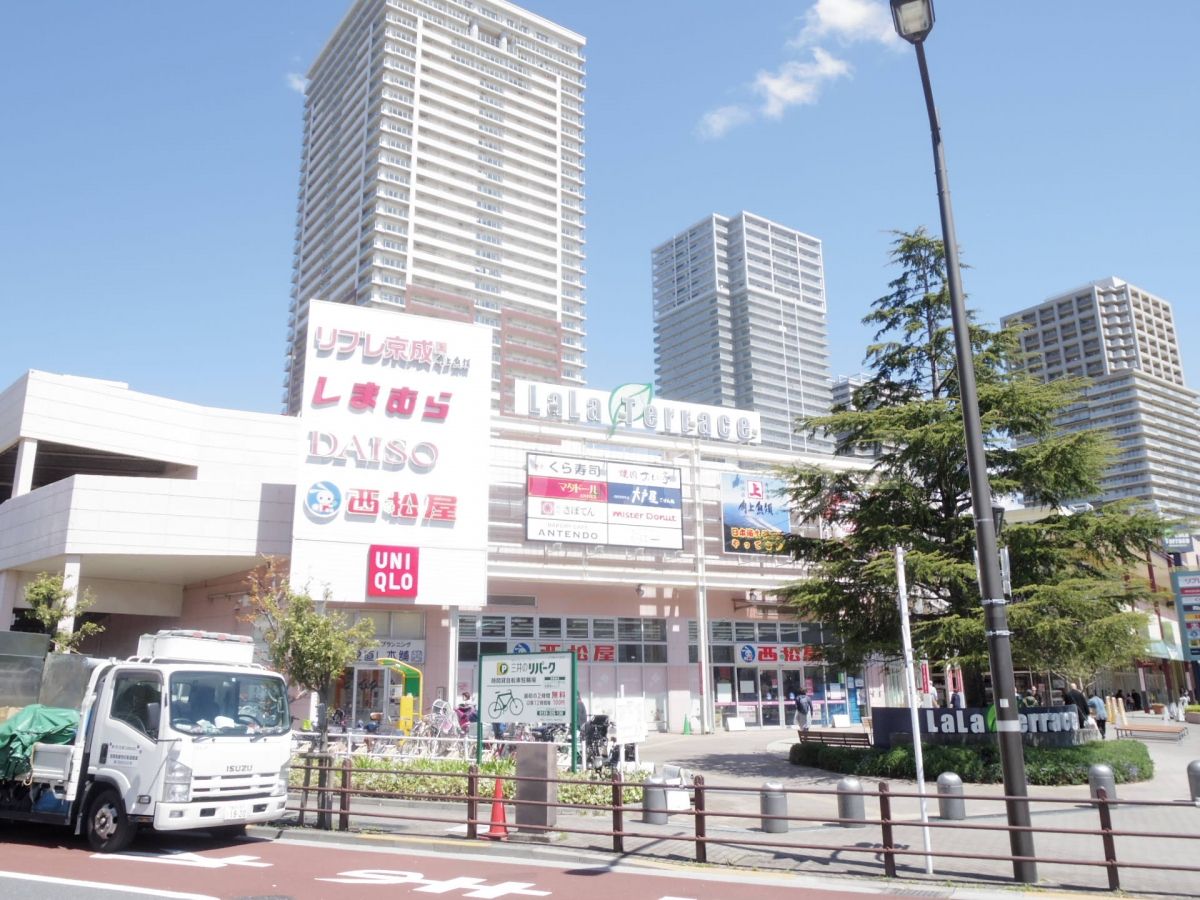 ララテラス南千住 徒歩10分。 790m ララテラス南千住 徒歩10分。 790m