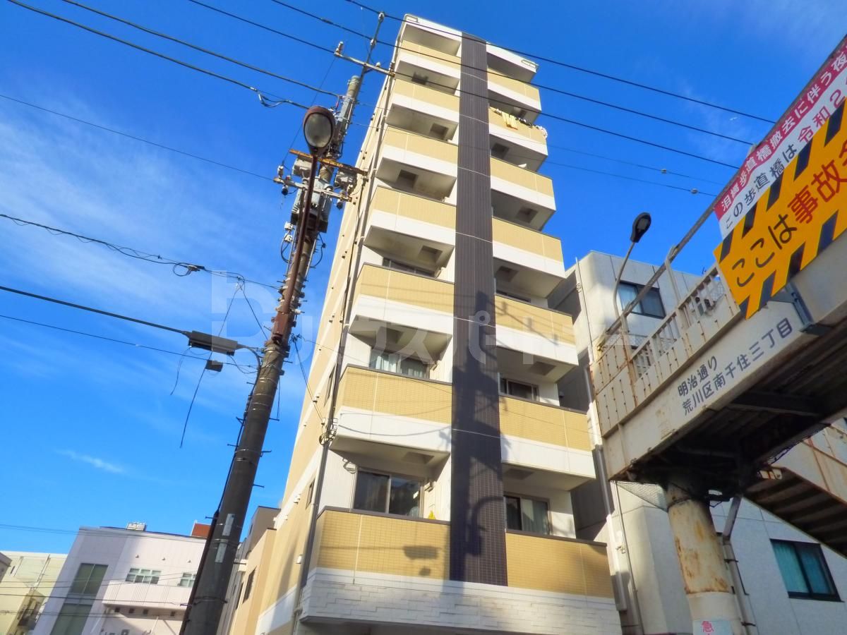 プレーマ南千住の外観