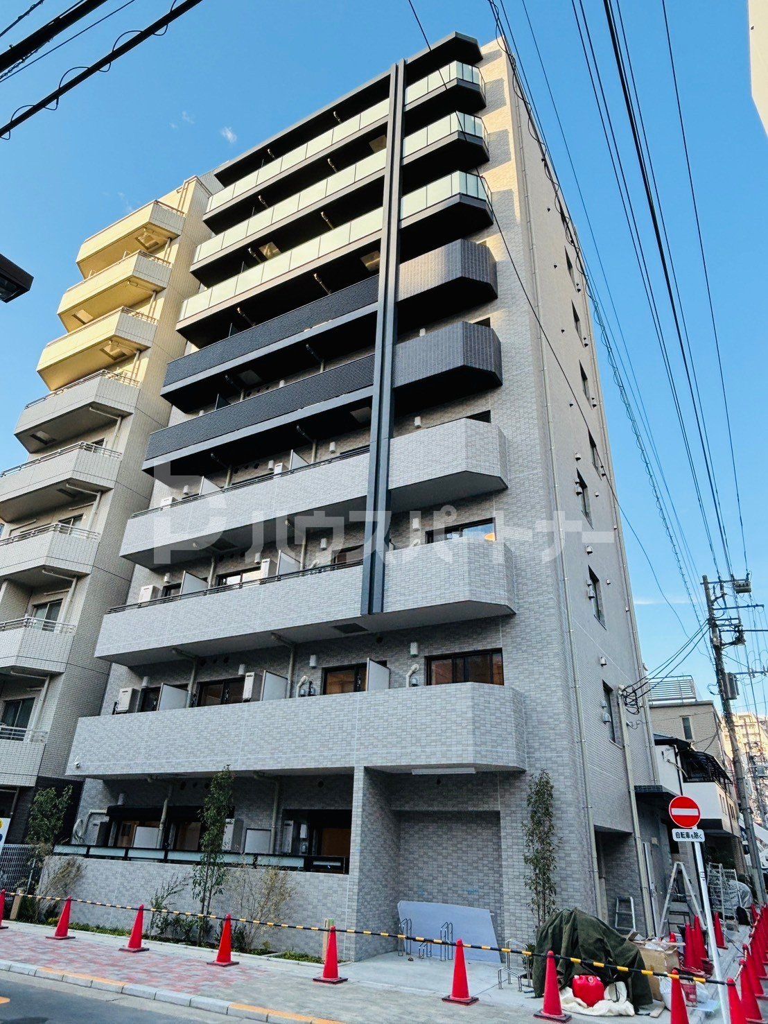スアヴィス三ノ輪の外観