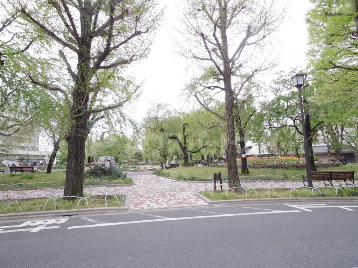 荒川公園 徒歩5分。 360m 荒川公園 徒歩5分。 360m
