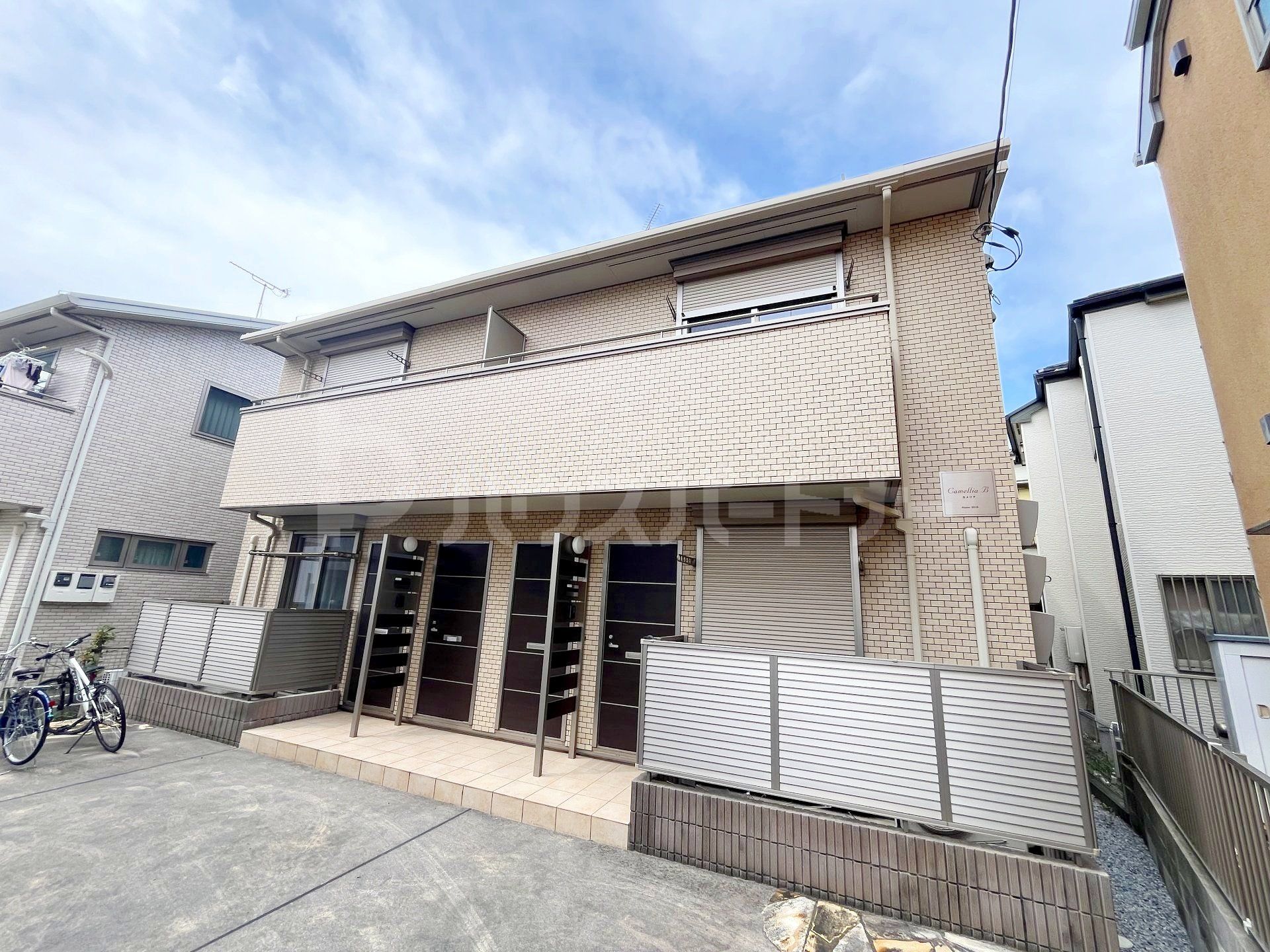 ASTERの外観