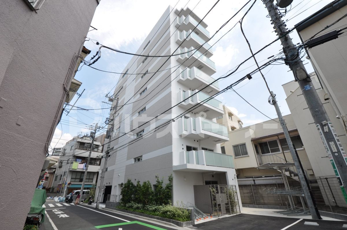 ORSUS西日暮里の外観