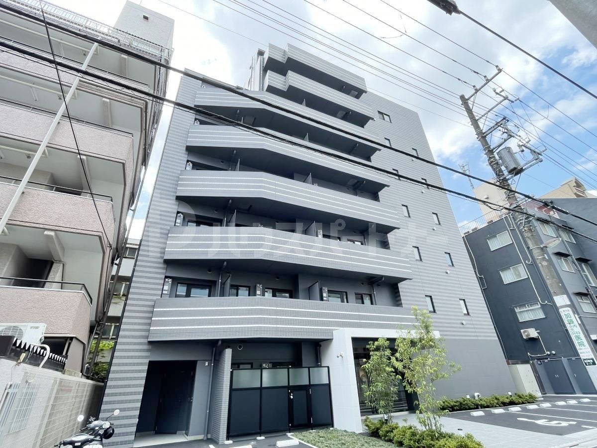 コンフォリア日暮里の外観
