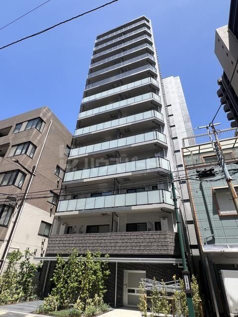 クレストコート上野の外観