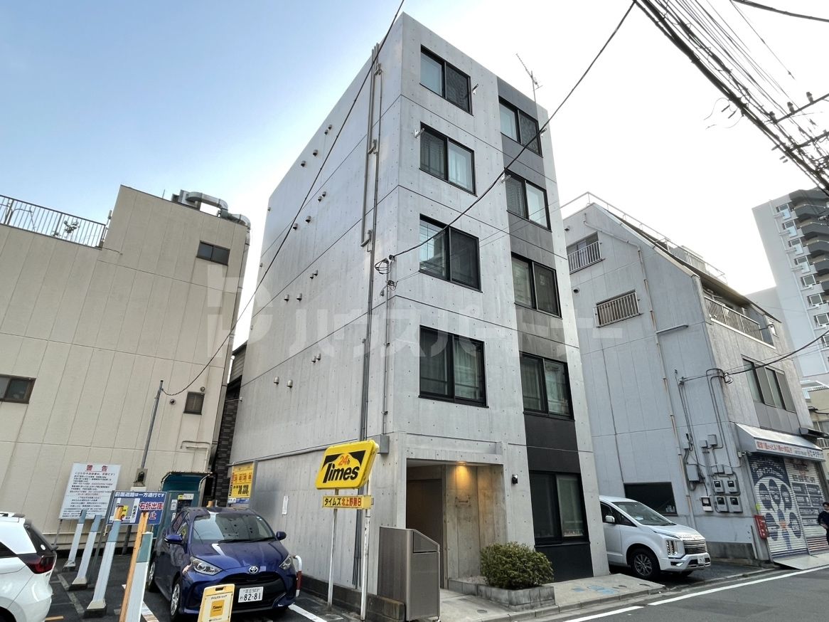 ラシクラス上野の外観
