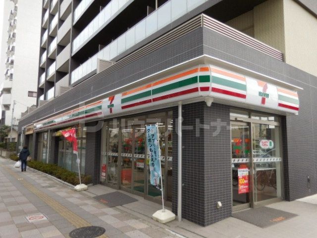 セブンイレブン扇大橋駅前店 徒歩3分。 230m セブンイレブン扇大橋駅前店 徒歩3分。 230m