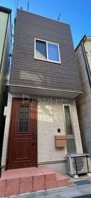 荒川区荒川6丁目戸建の外観