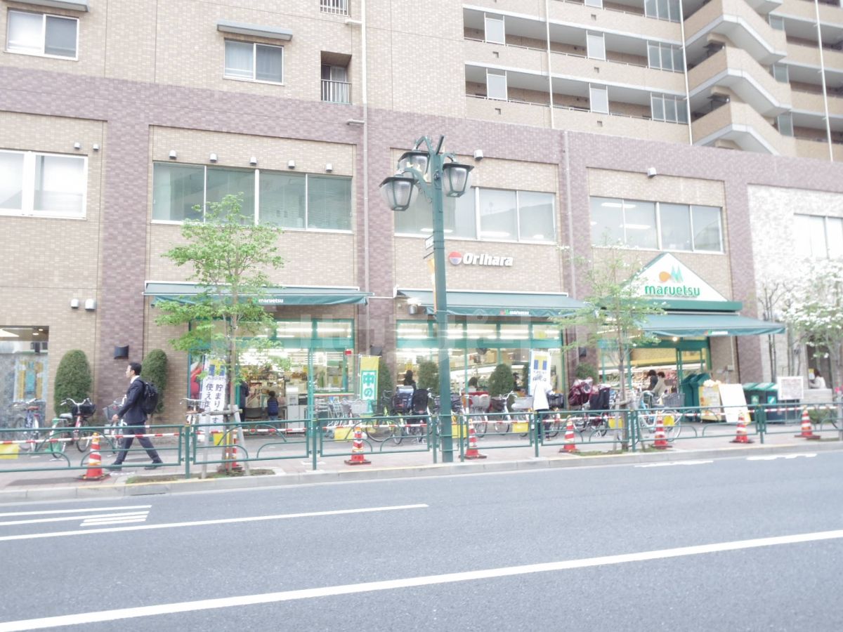 マルエツ 西日暮里店 徒歩2分。 160m マルエツ 西日暮里店 徒歩2分。 160m