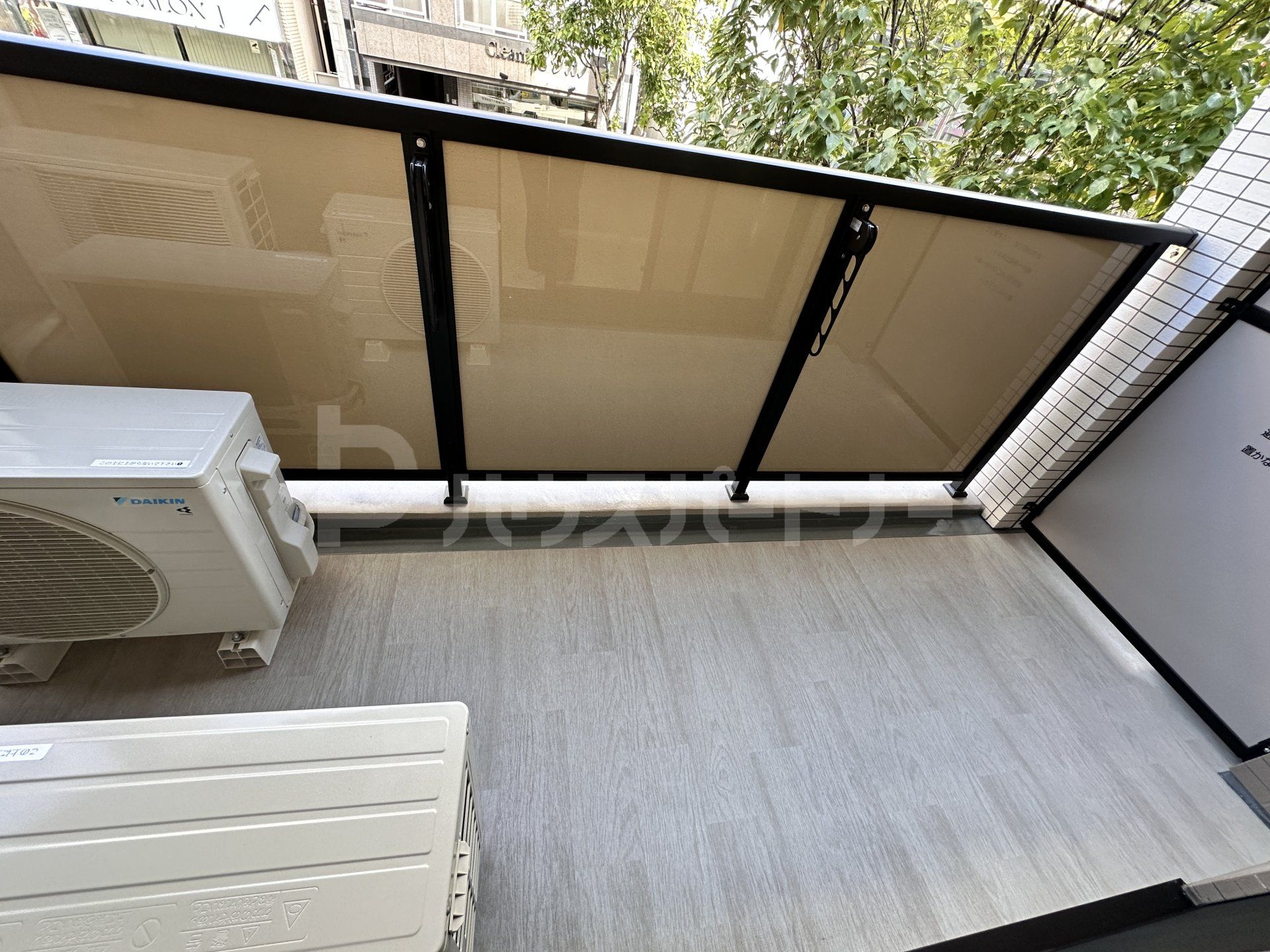 バルコニー バルコニー