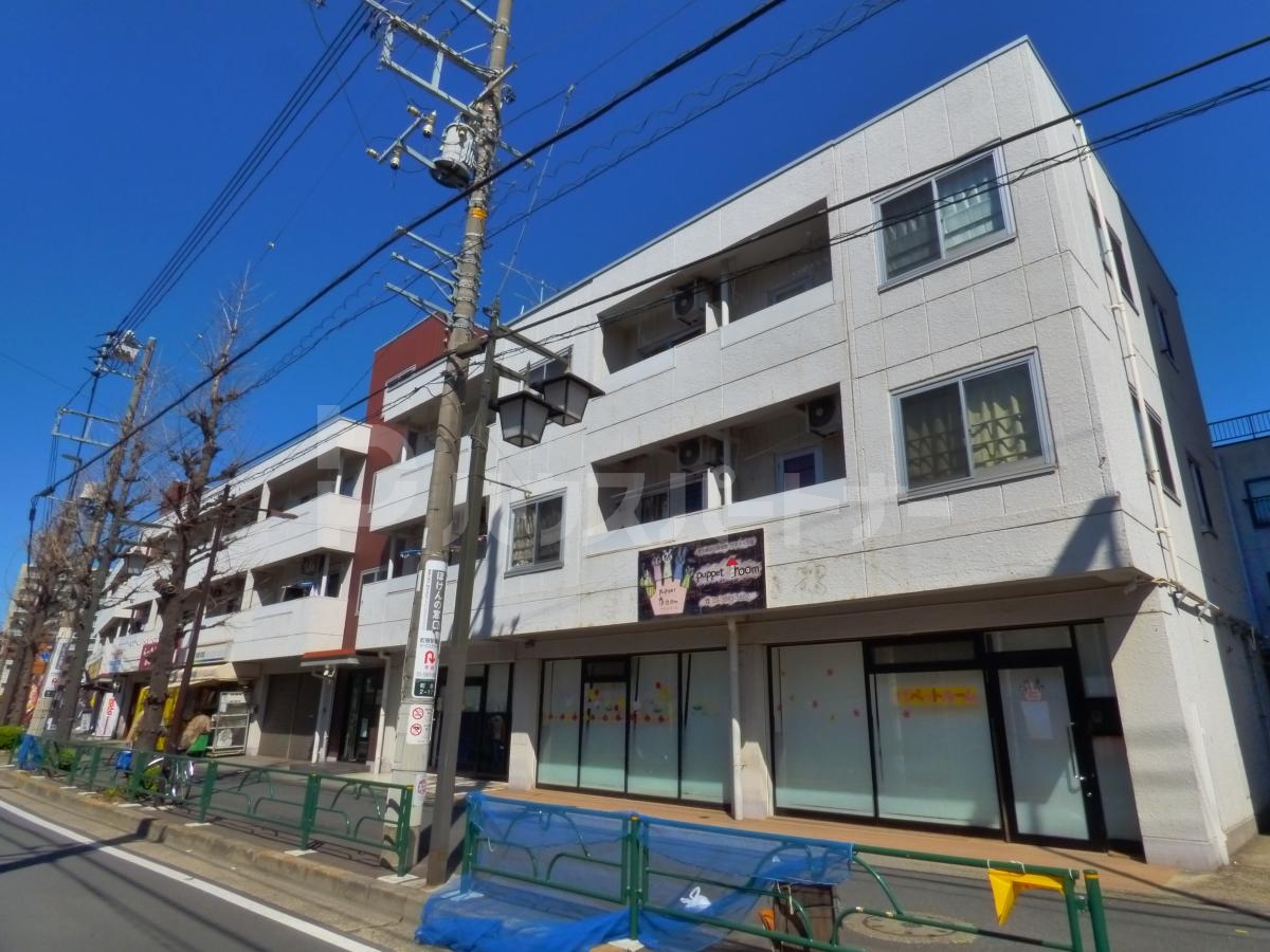 いずみマンションの外観