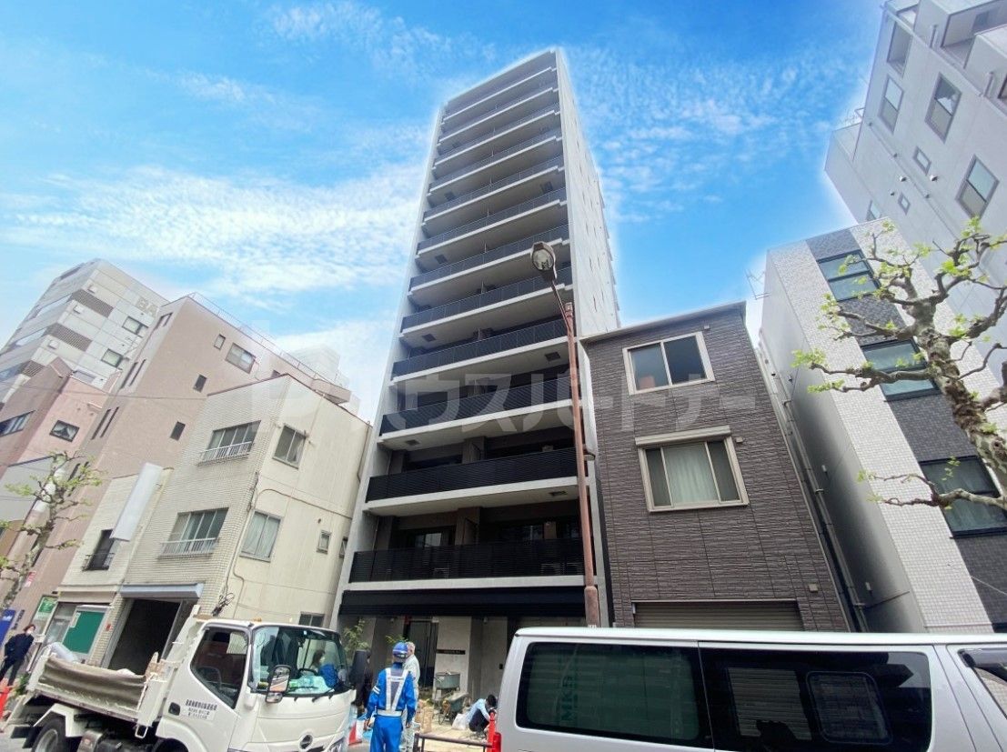 ドゥーエ入谷IIIの外観