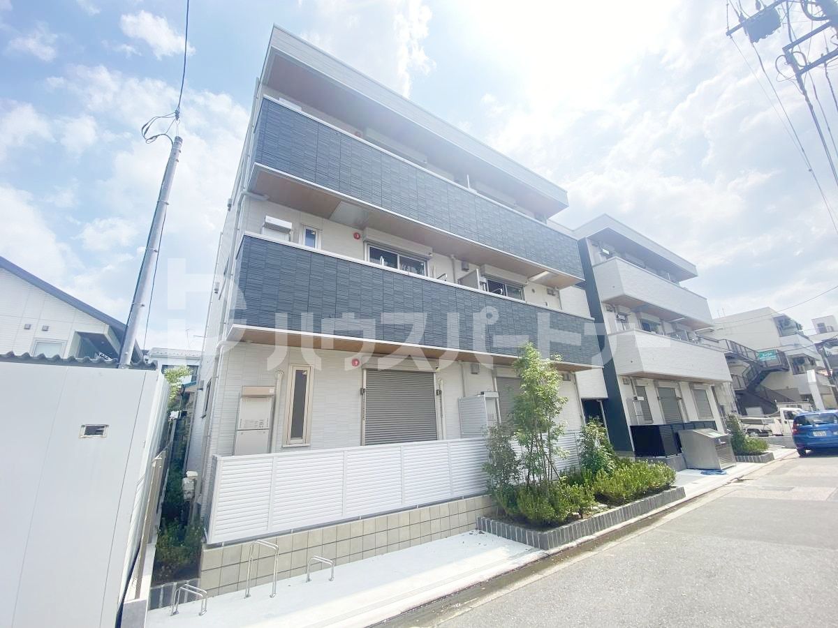 アヴァンス千住緑町の外観