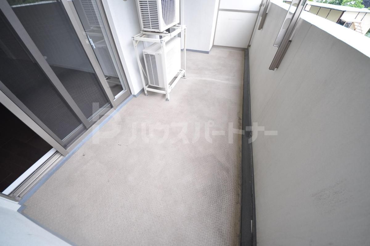 バルコニー バルコニー