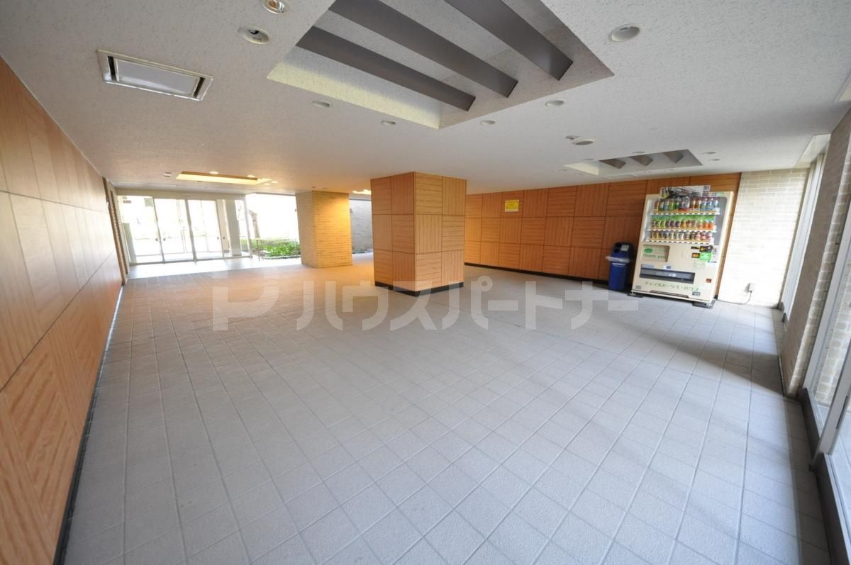 エントランス エントランス