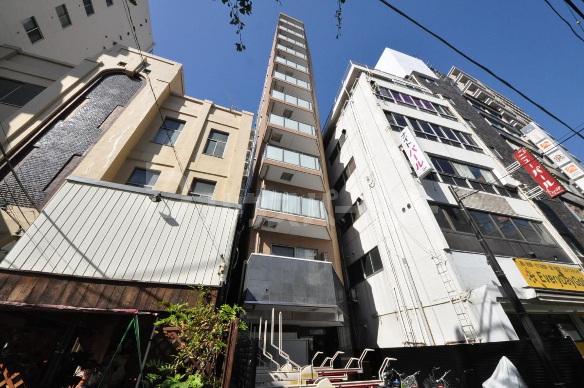 フェルクルールプレスト三ノ輪駅前の外観