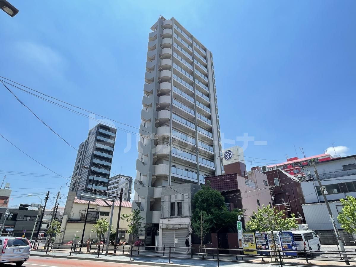 ライジングプレイス南千住の外観