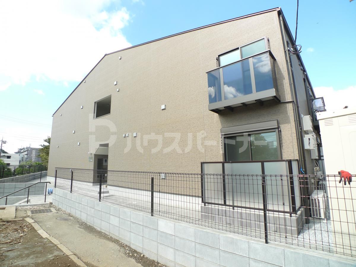 松戸市殿平賀の賃貸アパートの外観