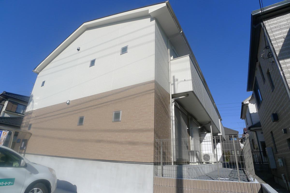 松戸市上本郷の賃貸アパートの外観