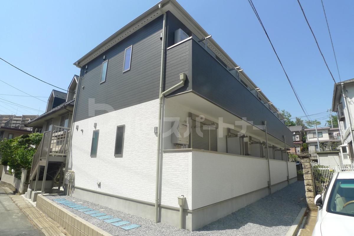 柏市根戸の賃貸アパートの外観
