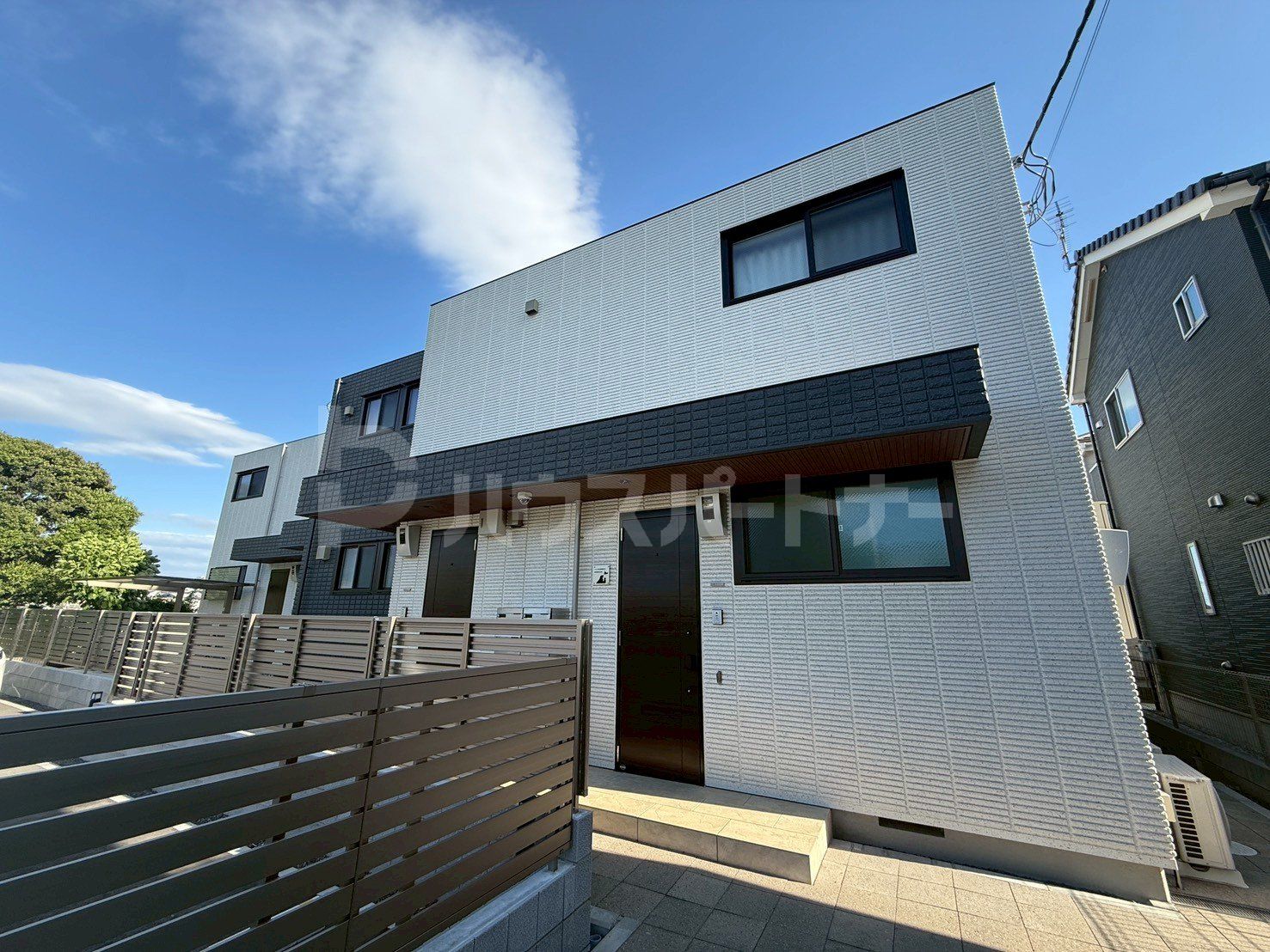 柏市篠籠田の賃貸マンションの外観