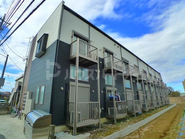 松戸市殿平賀の賃貸アパートの外観