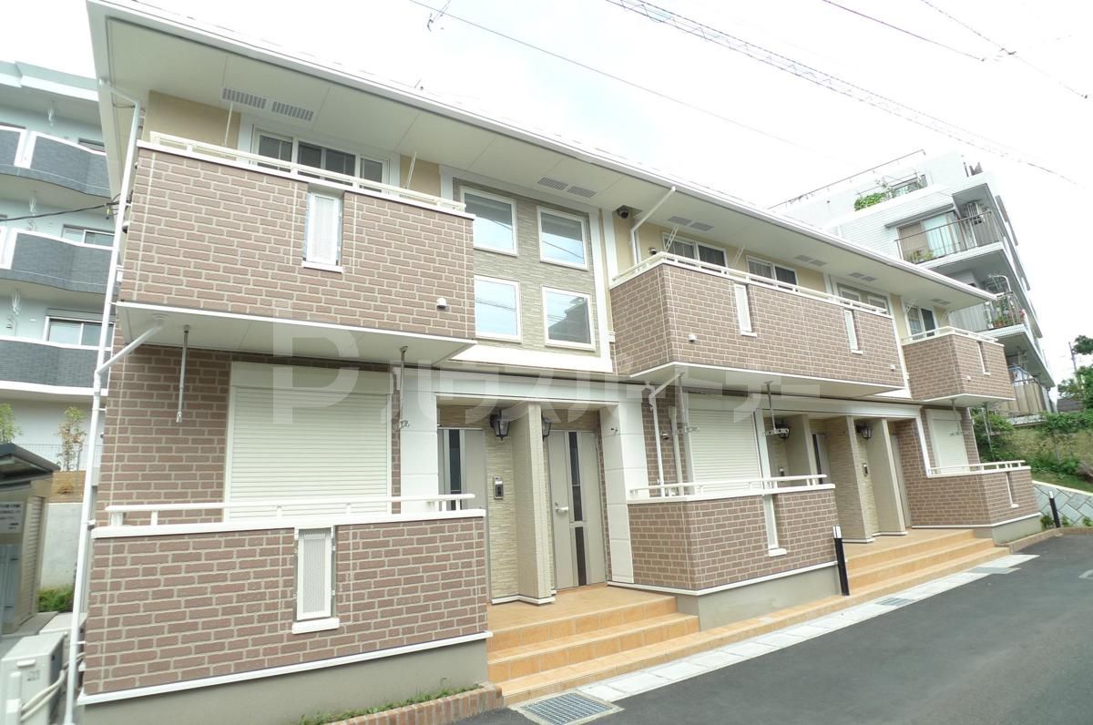 我孫子市根戸の賃貸アパートの外観