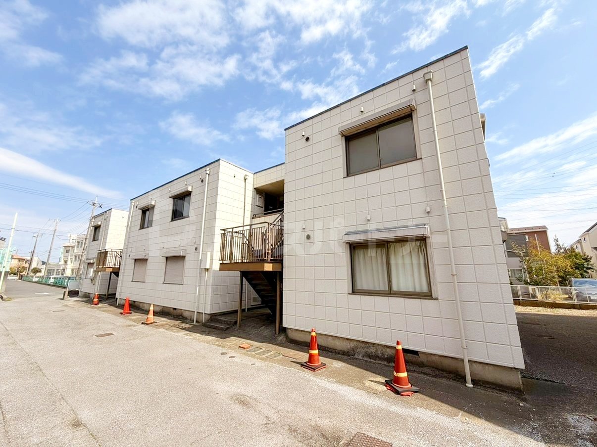 柏市篠籠田の賃貸マンションの外観