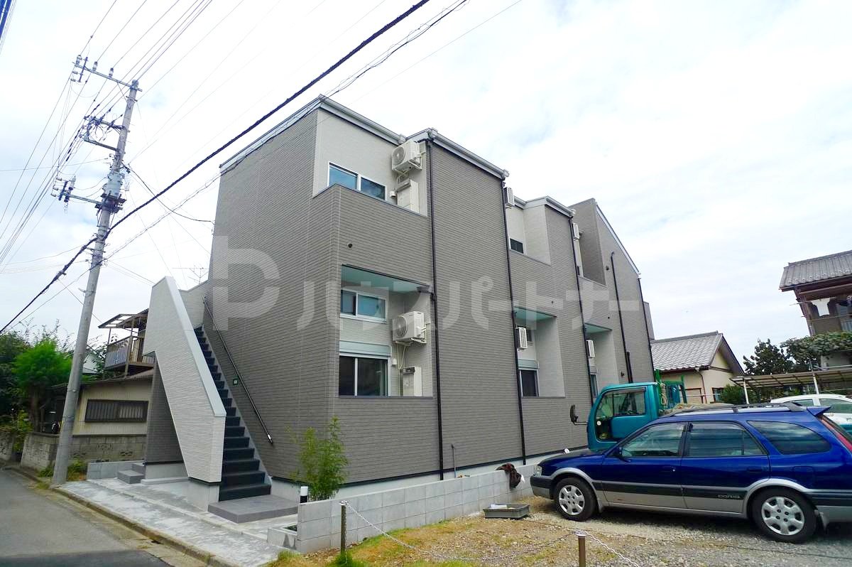 柏市あけぼの３丁目の賃貸アパートの外観