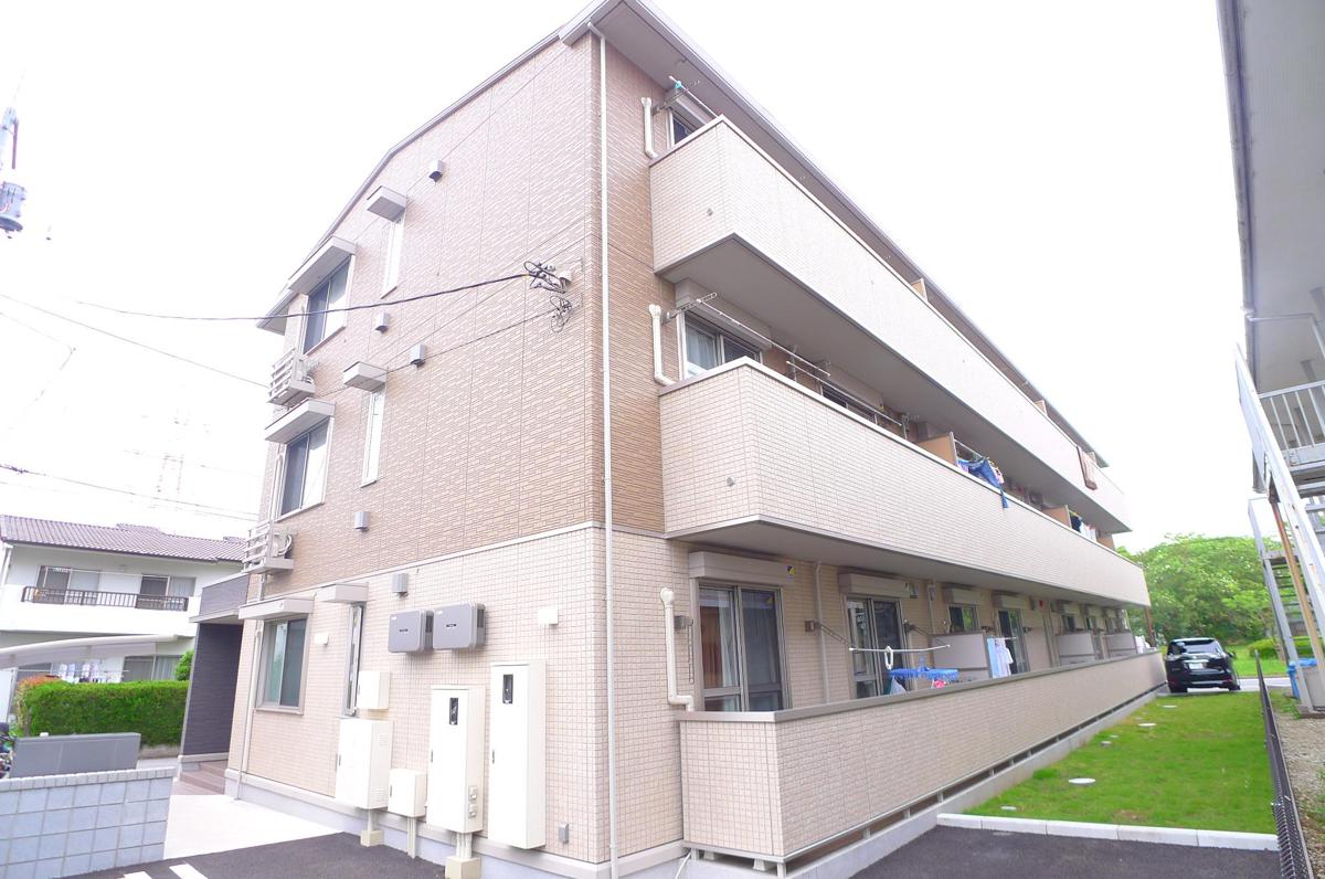 柏市松葉町２丁目の賃貸アパートの外観