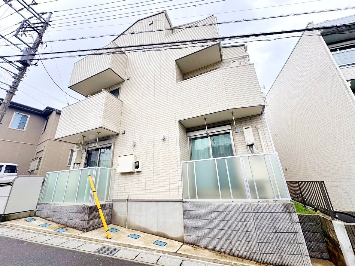 松戸市東平賀の賃貸アパートの外観