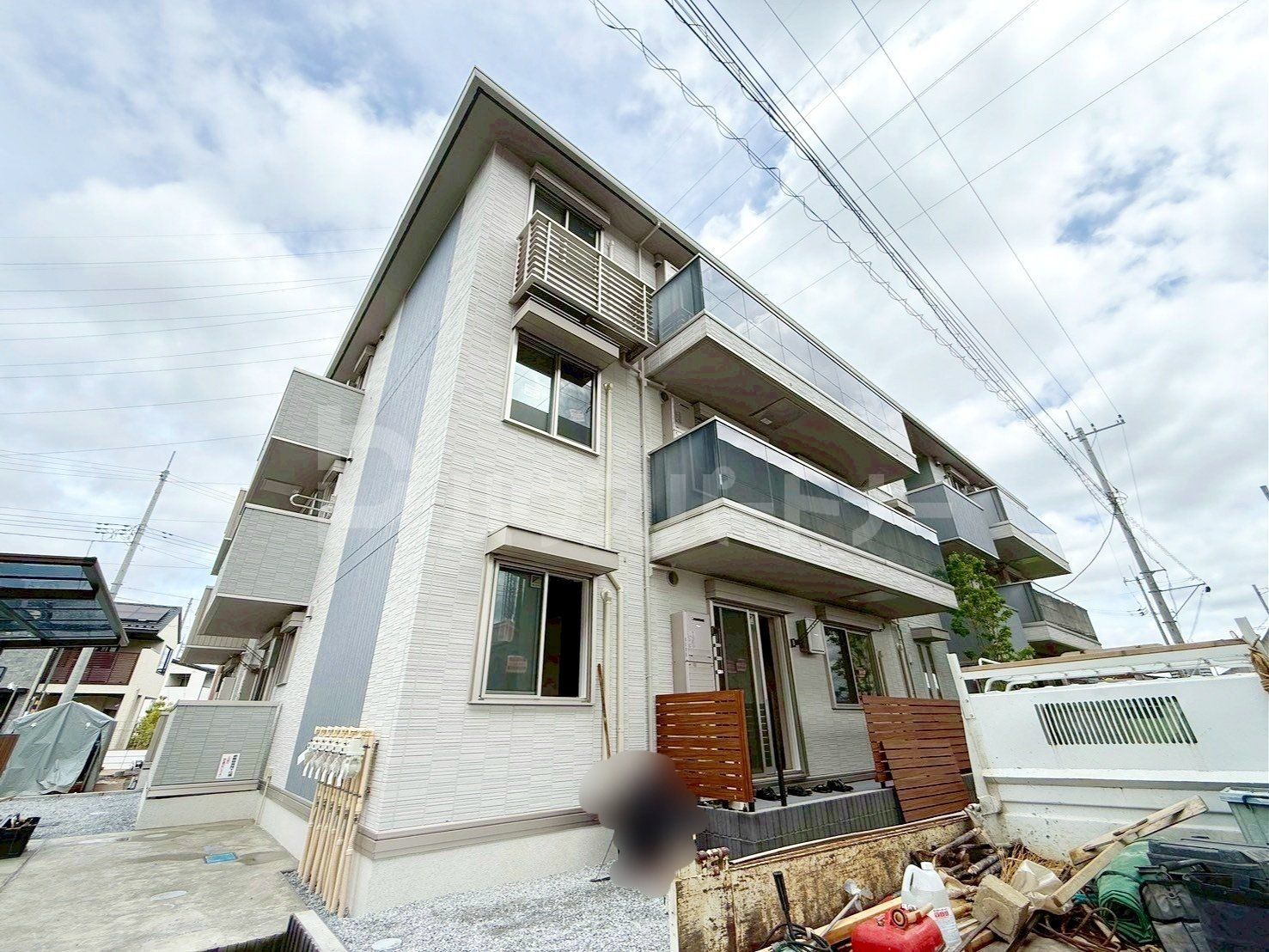 流山市市野谷の賃貸アパートの外観