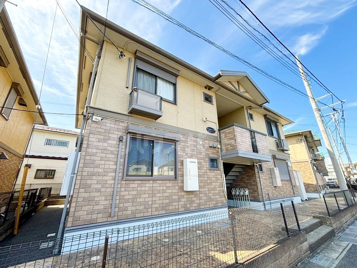 柏市東中新宿４丁目の賃貸アパートの外観