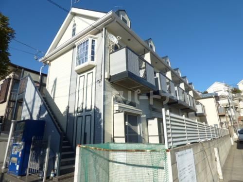 松戸市大金平５丁目の賃貸アパートの外観