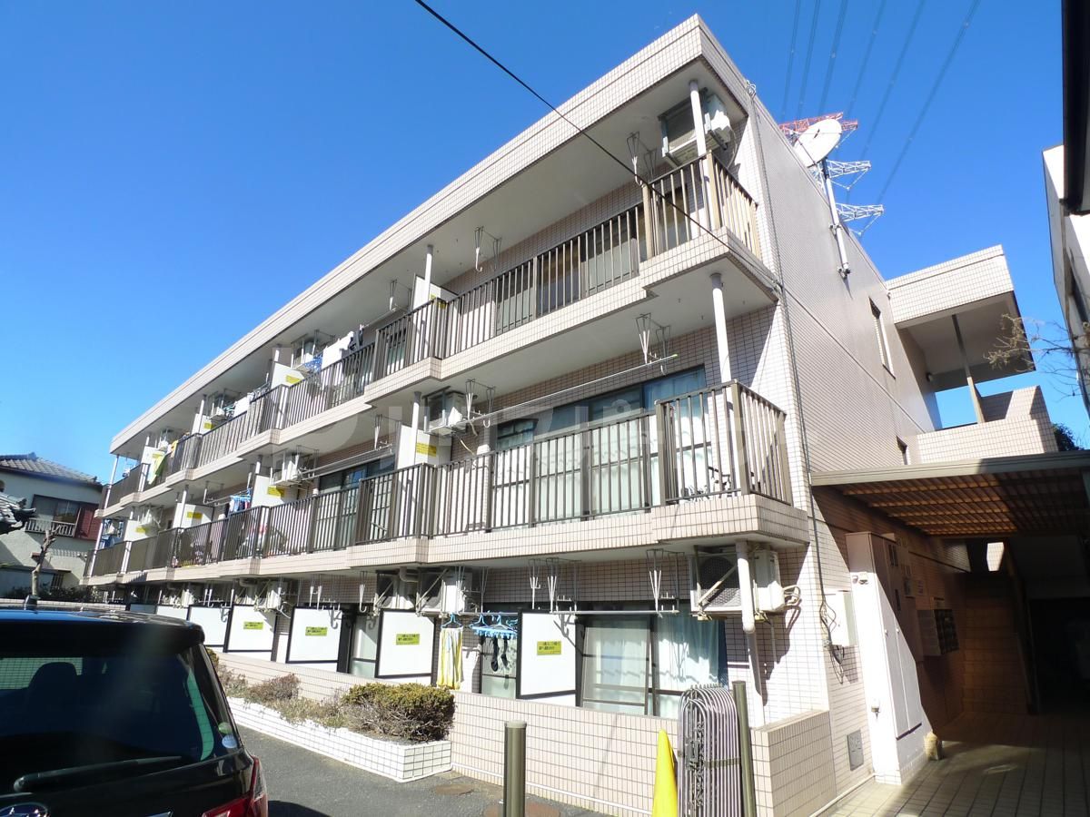 柏市宿連寺の賃貸マンションの外観