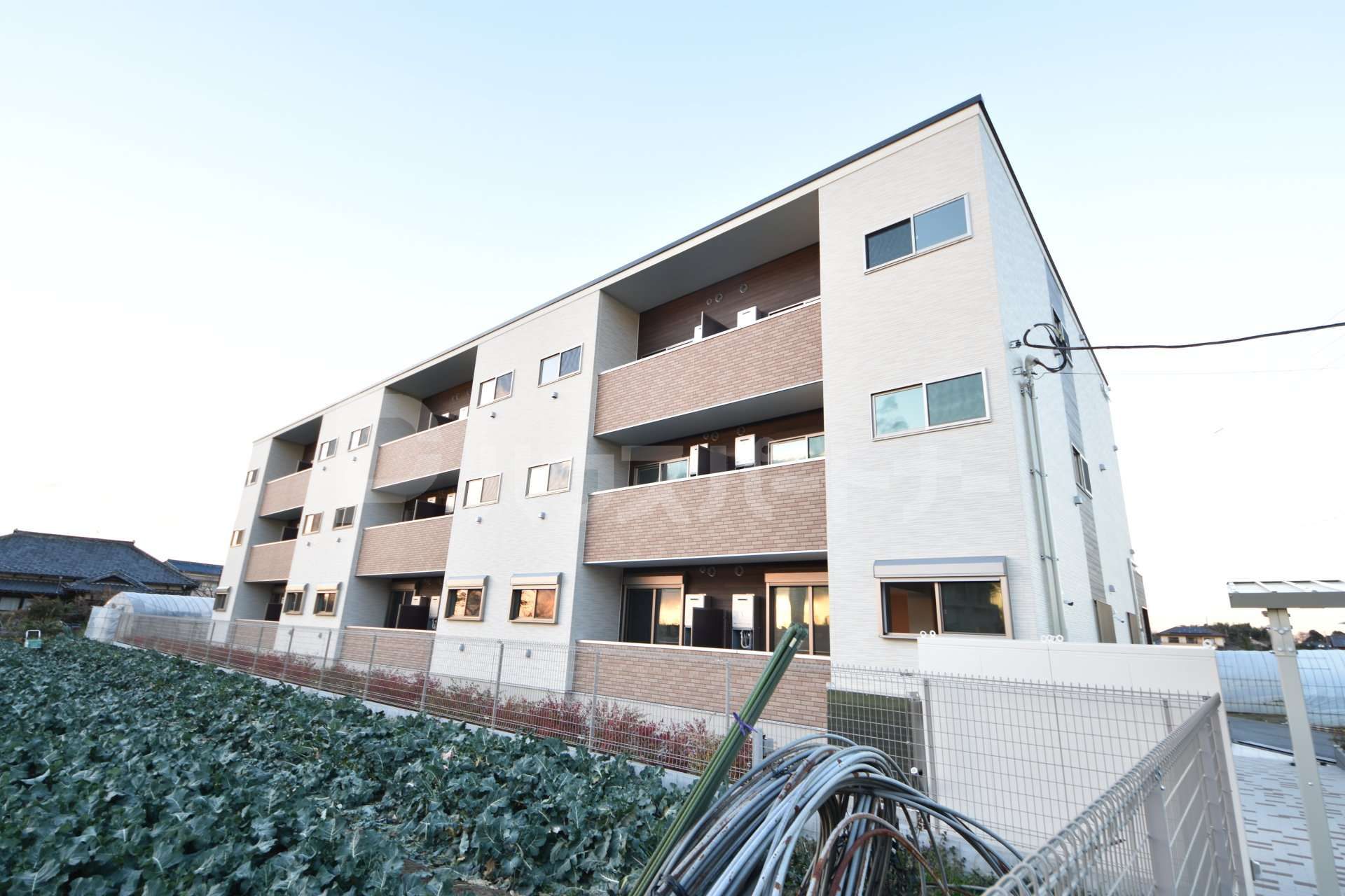 柏市大室の賃貸アパートの外観