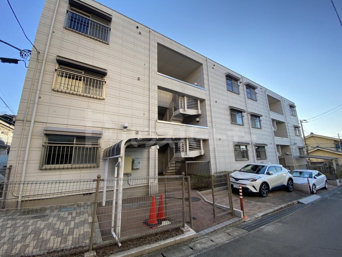 柏市あけぼの３丁目の賃貸マンションの外観