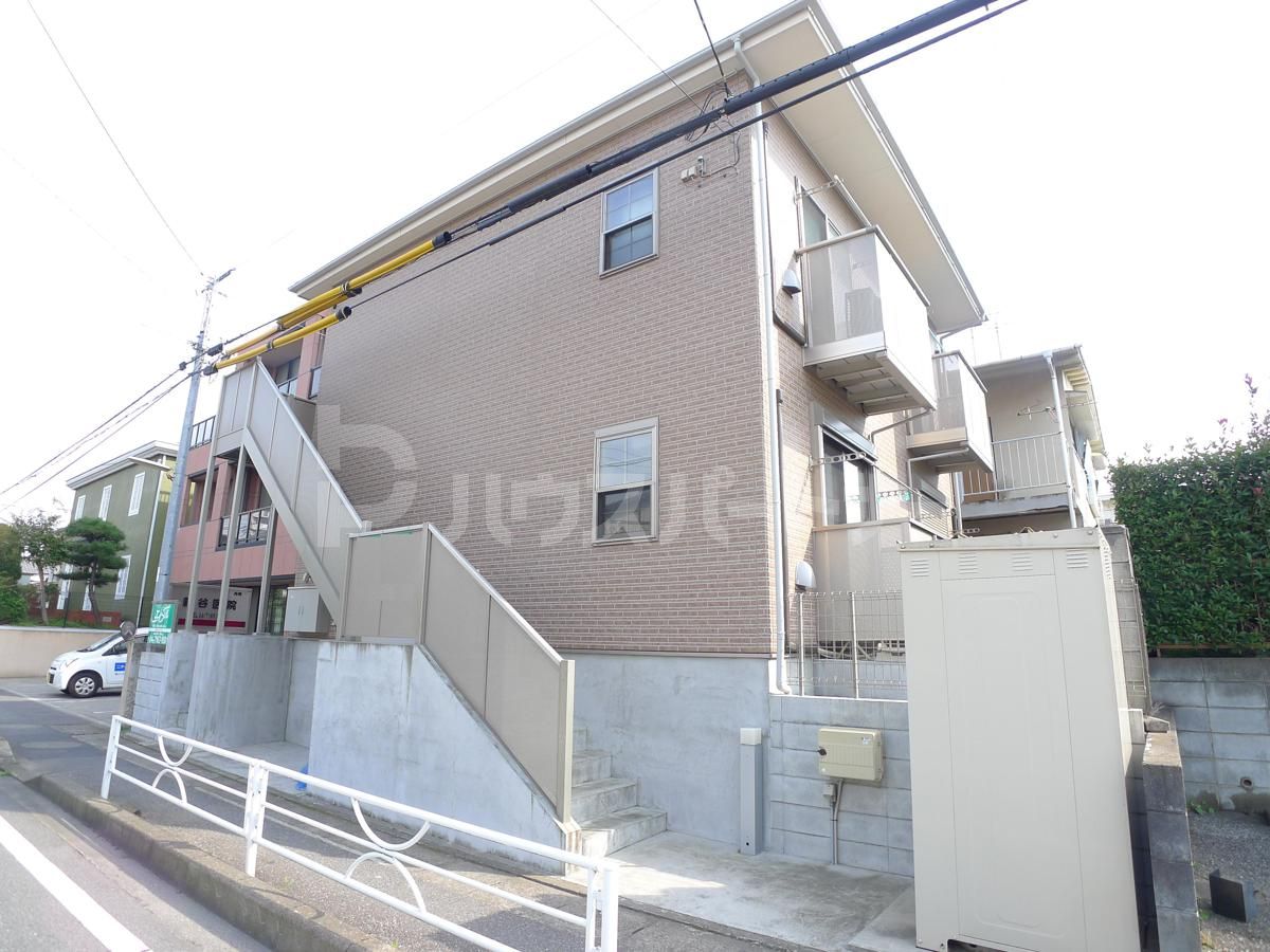 柏市千代田３丁目の賃貸アパートの外観