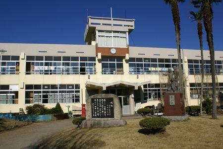 柏市立田中小学校 徒歩16分。 1210m 柏市立田中小学校 徒歩16分。 1210m
