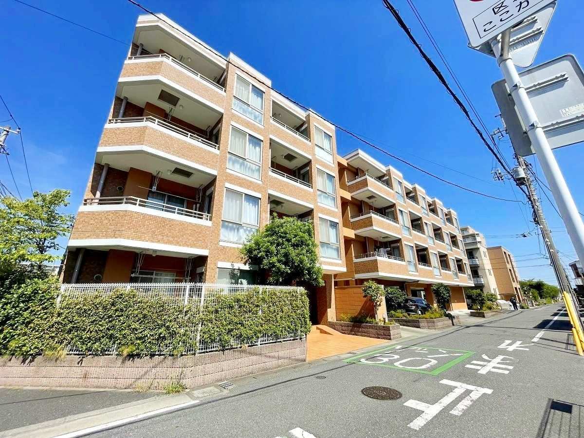 オアシスＡ棟の外観