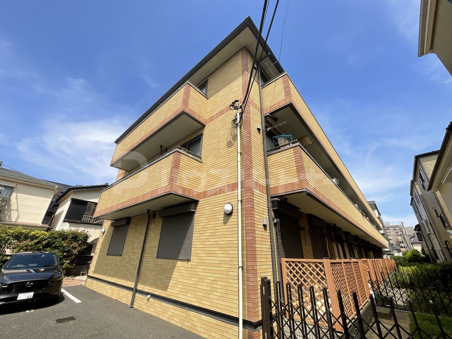 ヴェルドミール本八幡の外観