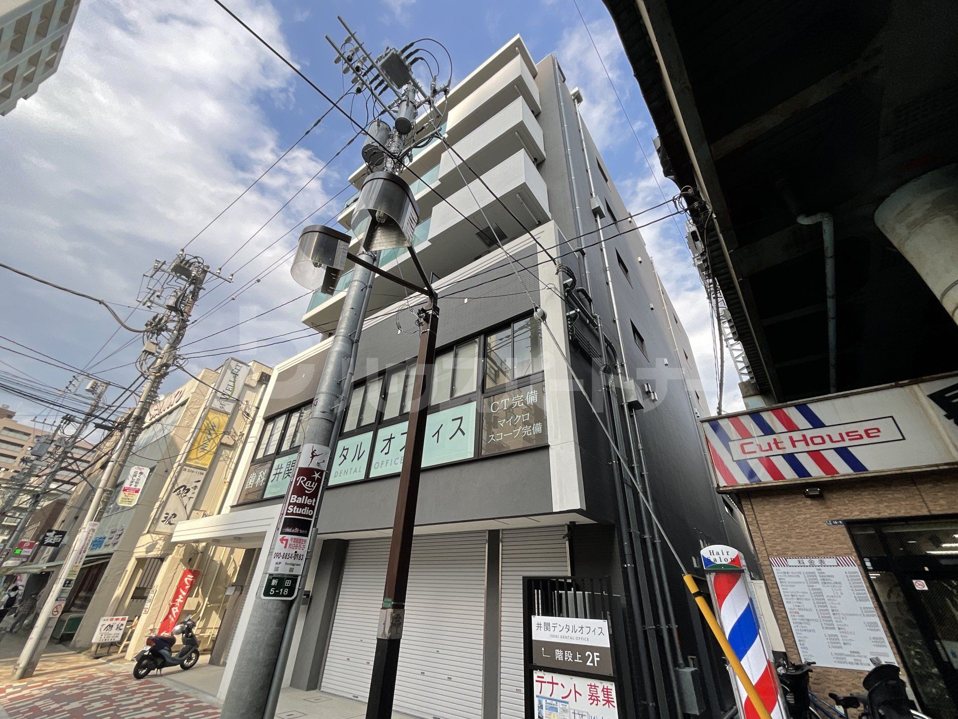 THREEGATE BLDGの外観