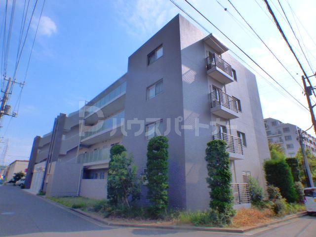 ヴァレンティアの外観