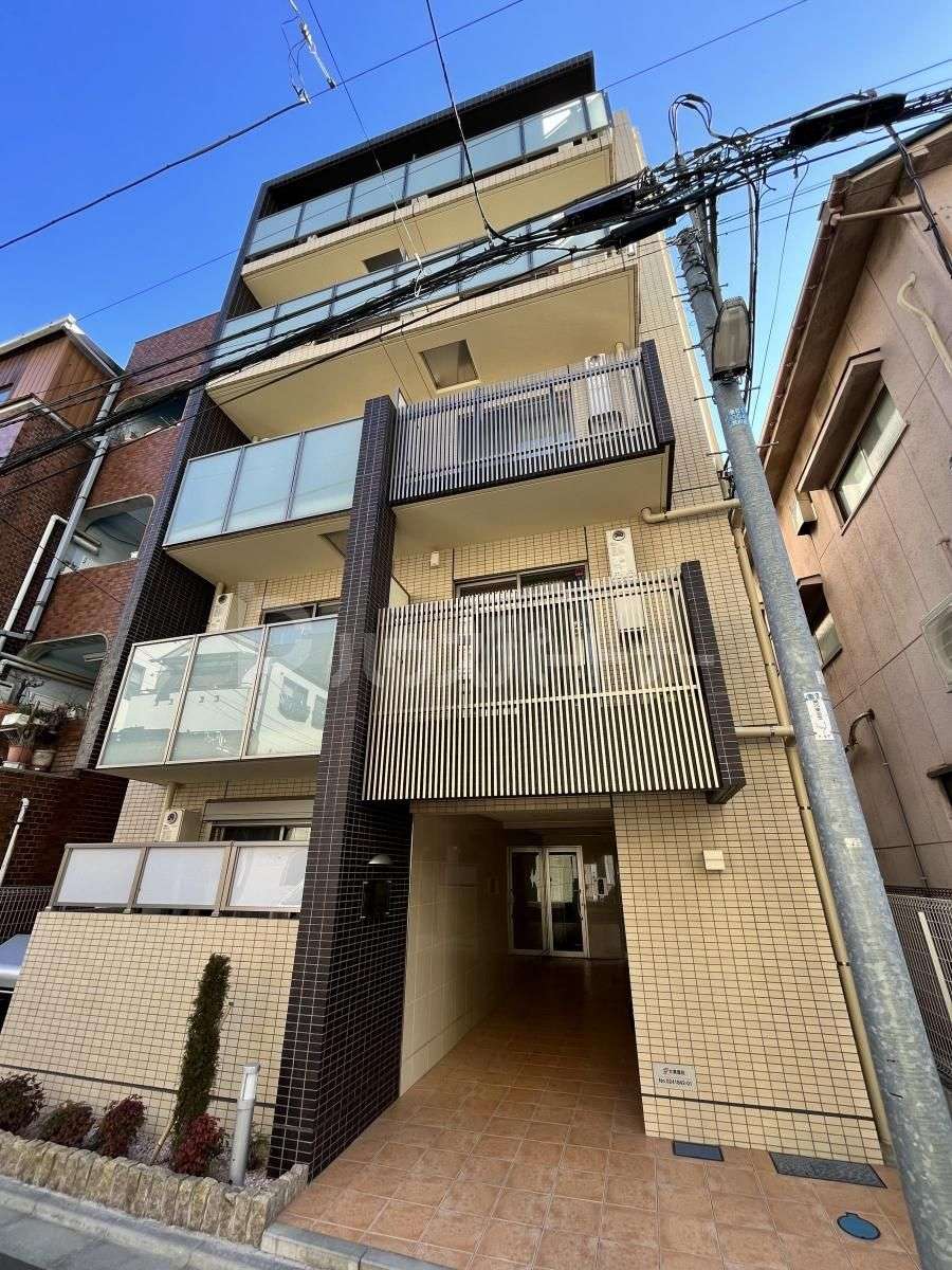 ユイマール三ノ輪の外観
