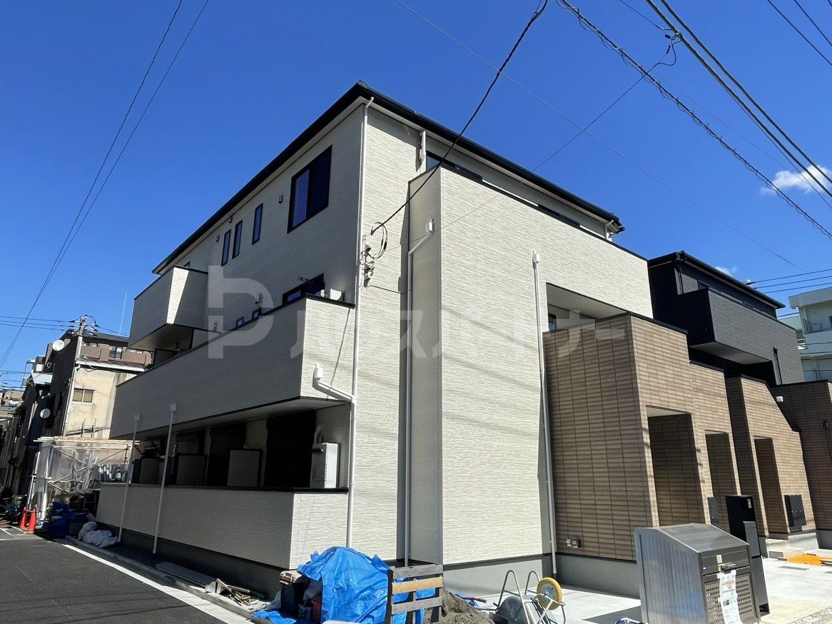 LINOAS WESTの外観