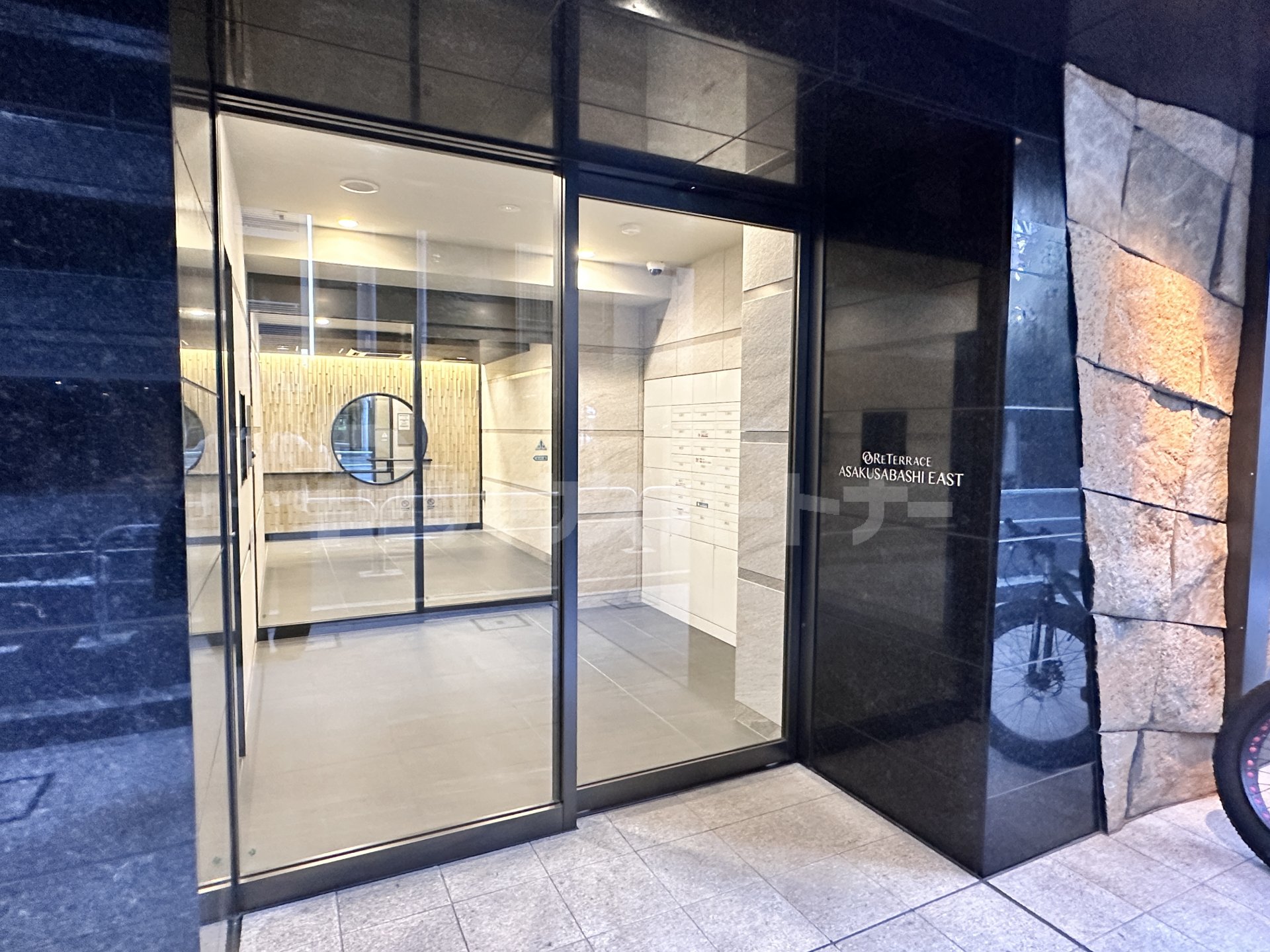 エントランス エントランス