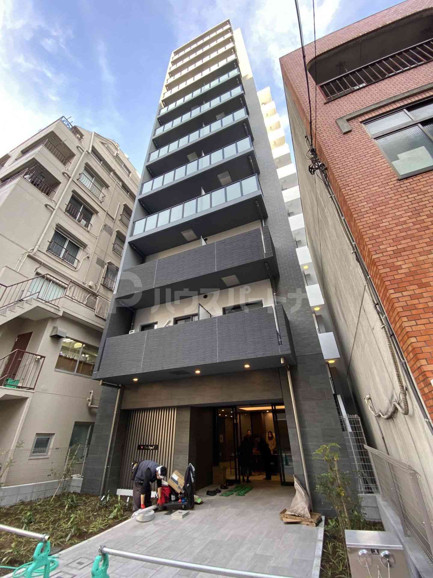 ドゥーエ入谷Iの外観